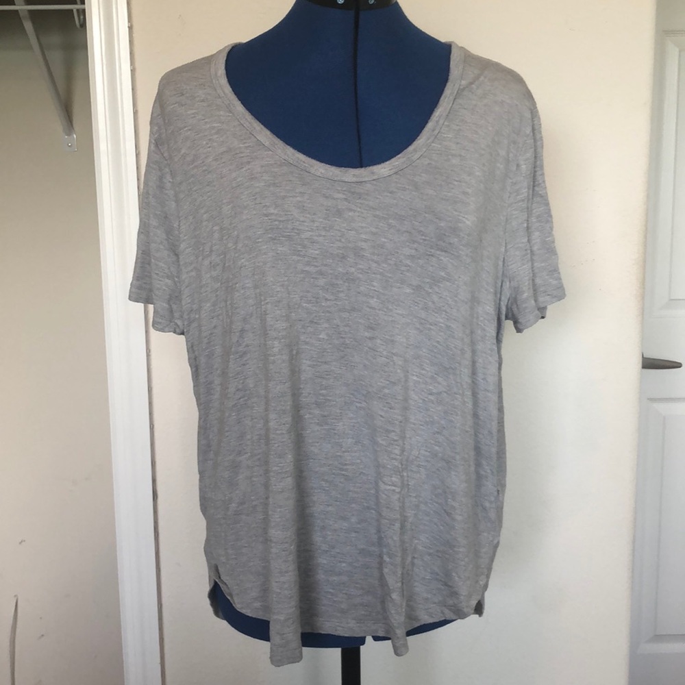 Simple grey loose tee